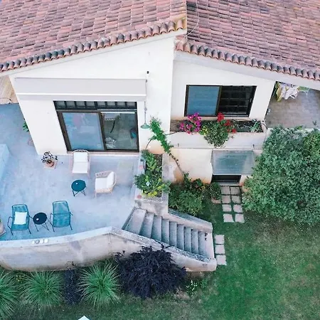 Tettix House Вилла Fichti