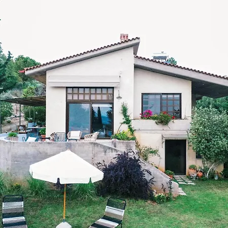 Villa Tettix House